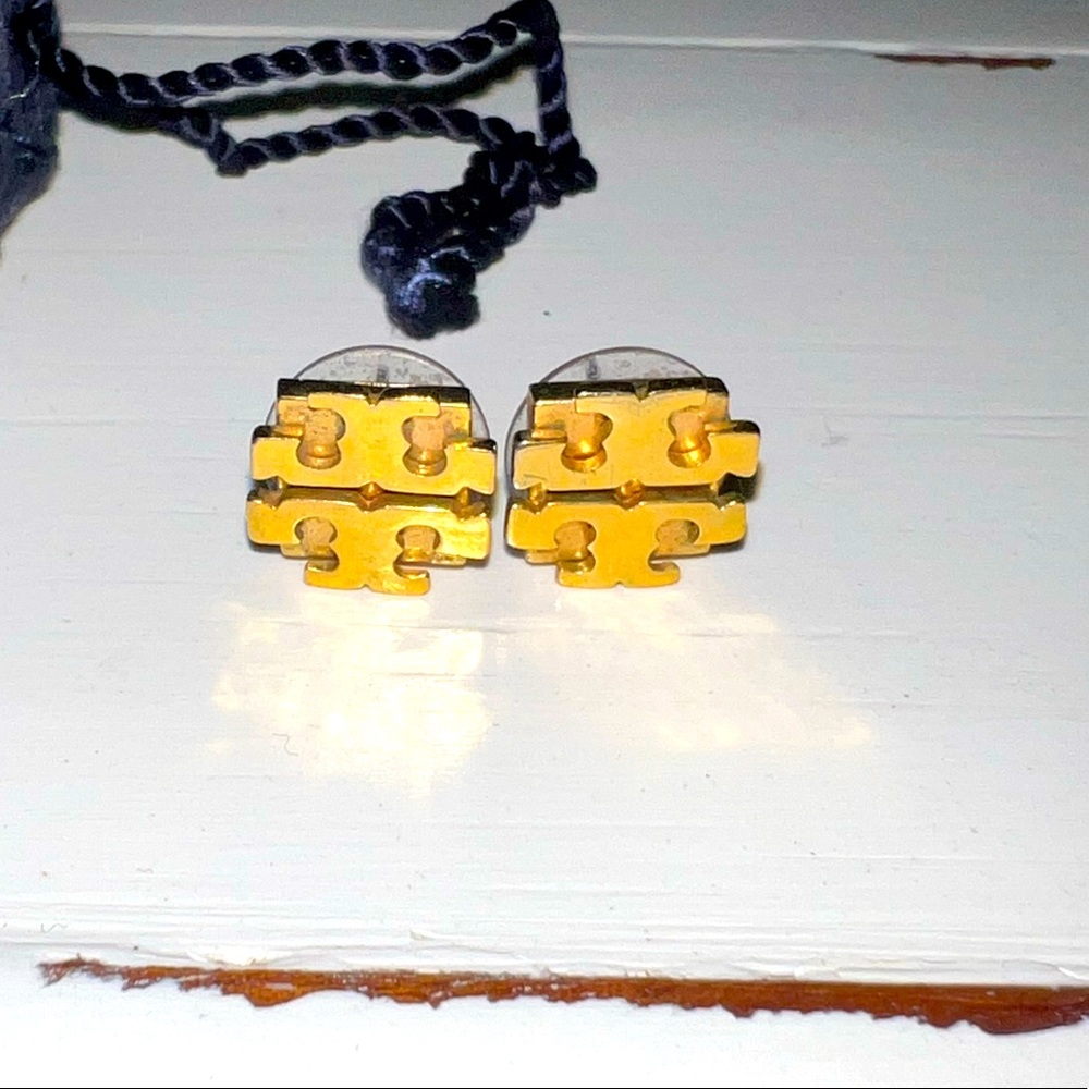 Tory Burch emblem stud authentic earrings in gold